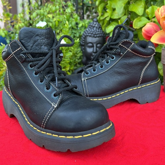 Dr. Martens Chunky Black Platform Ankle Boots - Picture 7 of 17